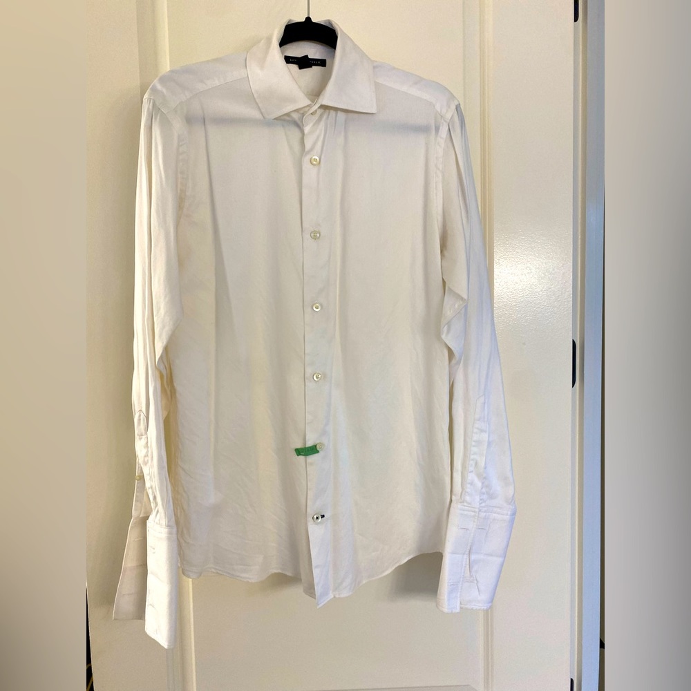 White textured banana republic dress shirt